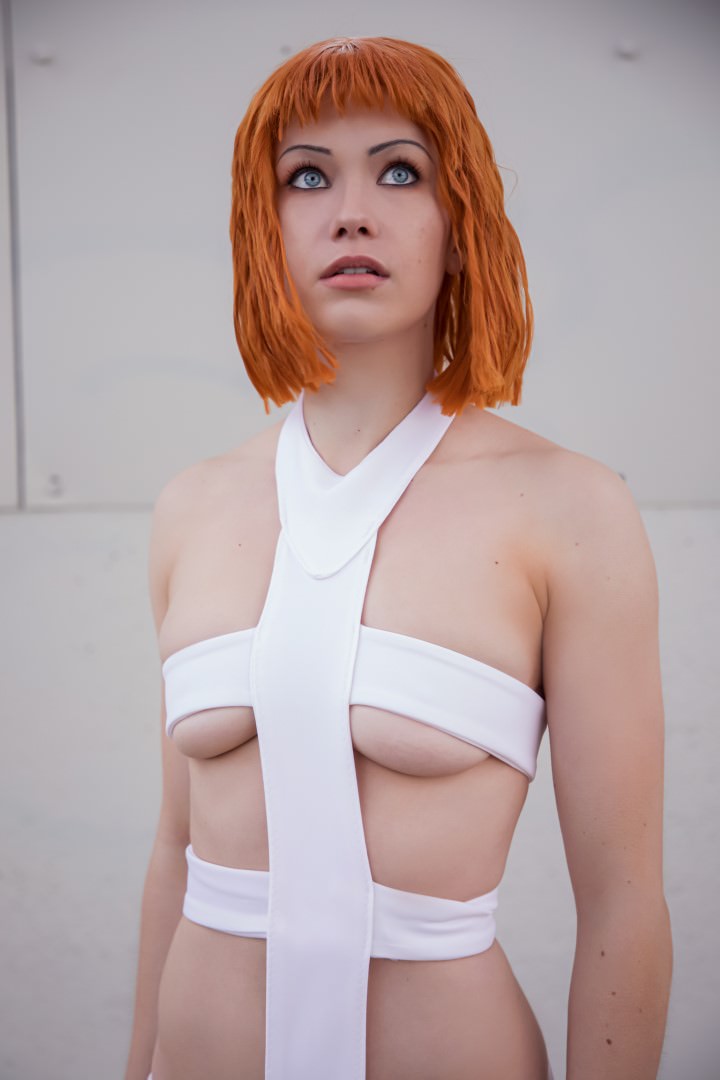 Nichameleon NSFW Leeloo Cosplay Patreon Photos 10