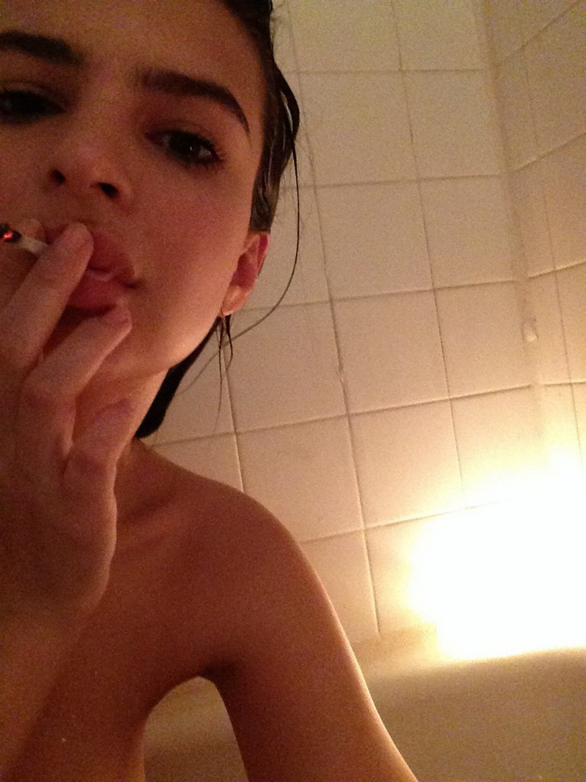 Emily Ratajkowski NUDE Leaks