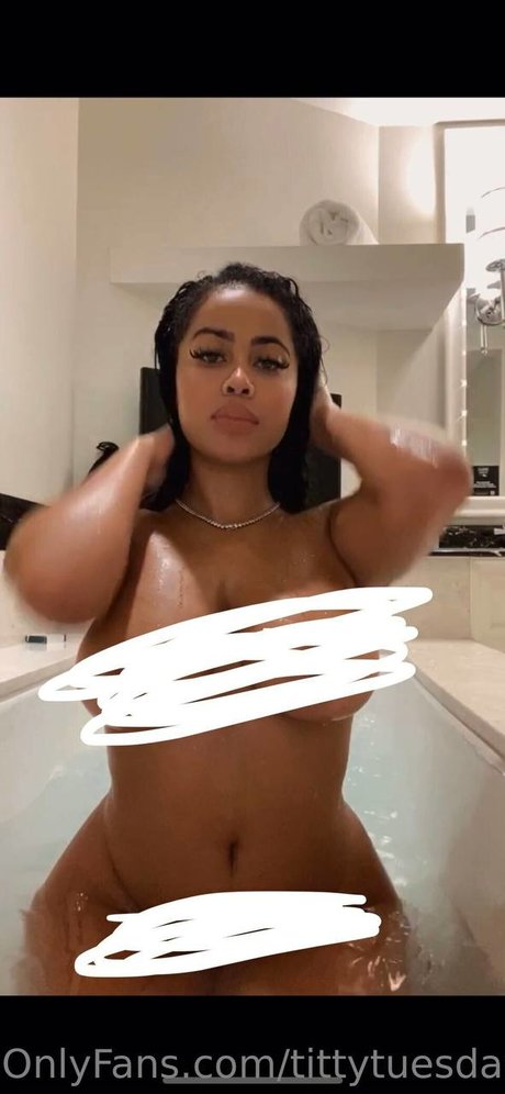 Yasmine Lopez nude leaked OnlyFans photo #365